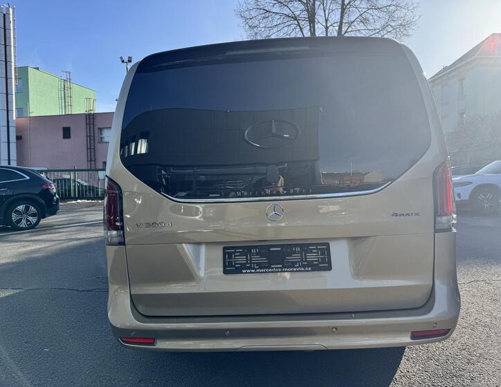Mercedes-Benz Třídy V VAN-Minibus 2,0 l 174 kw
