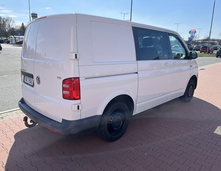 Volkswagen Transporter Kombi 2,0 l 110 kw
