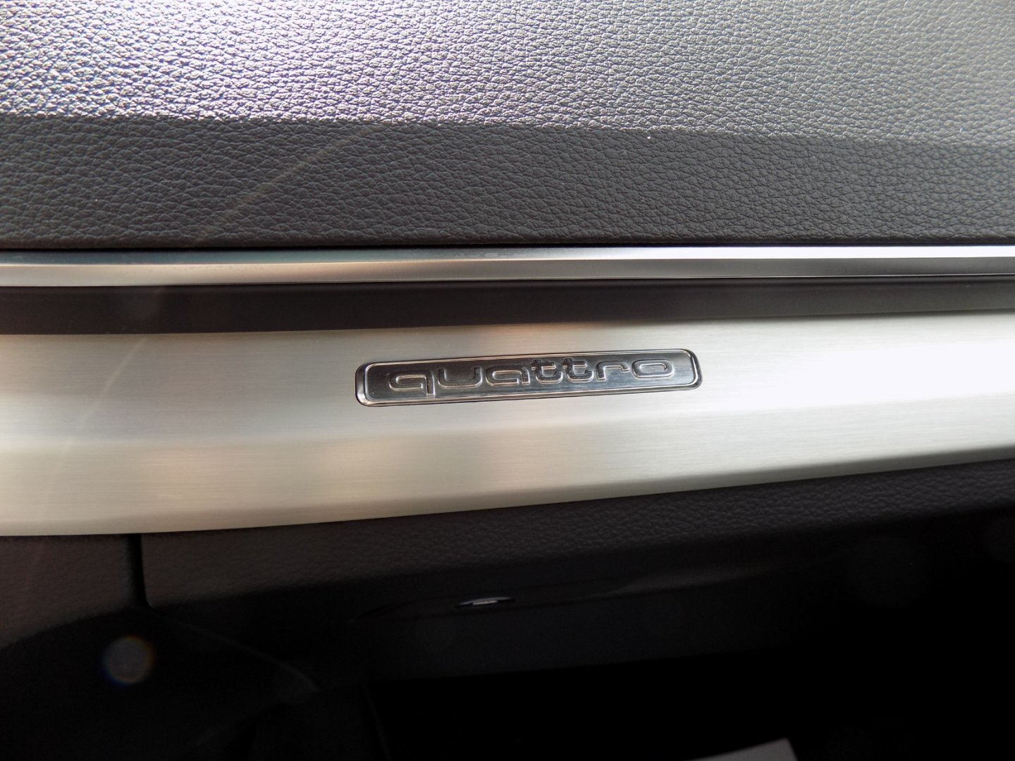 Audi Q5 SUV 2,0 l 140 kw