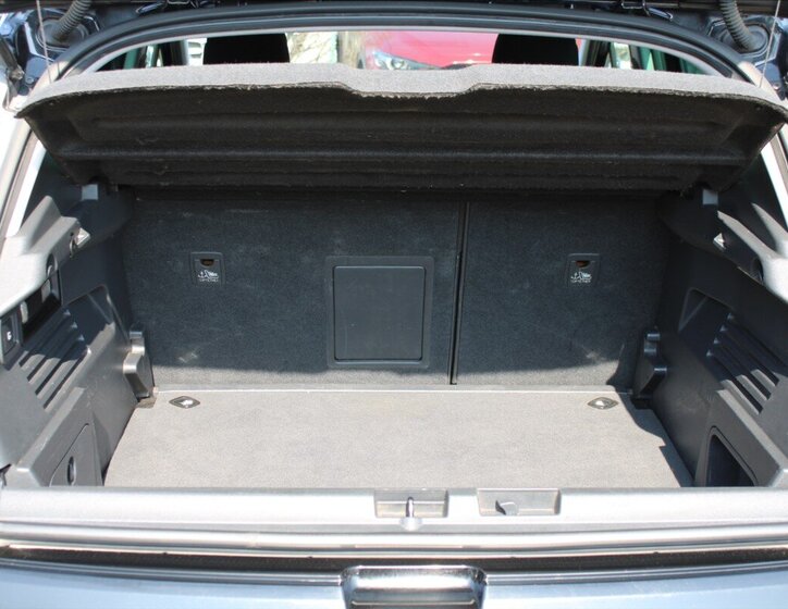 Peugeot 3008 MPV 1,6 l 80 kw