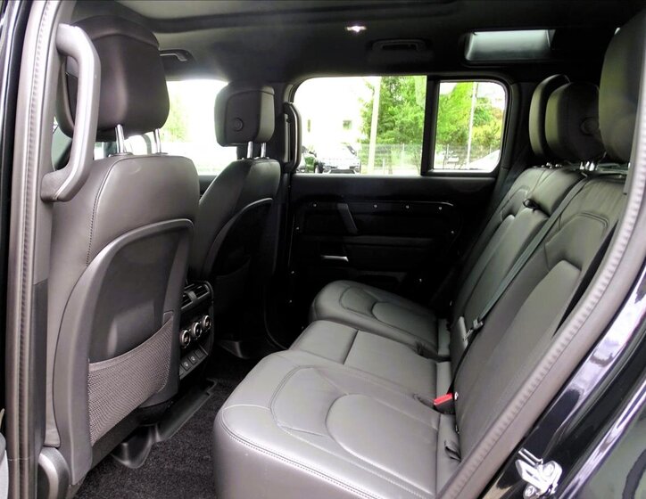Land Rover Defender SUV / Terénní 5,0 l 313 kw