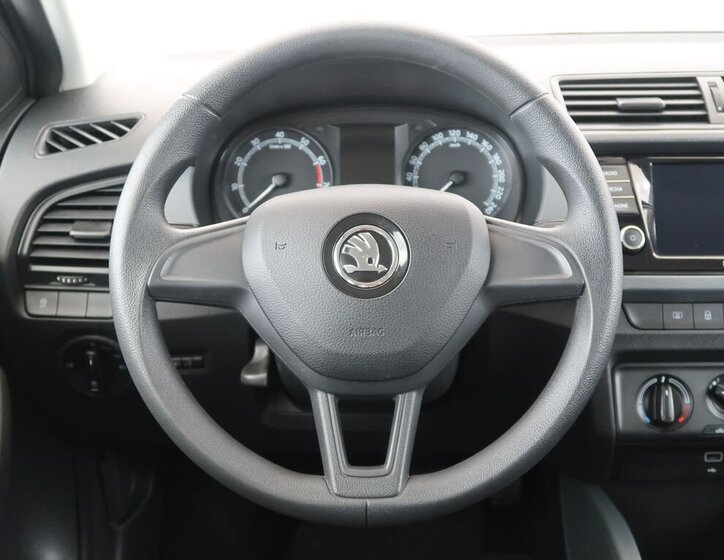 Škoda Fabia Hatchback 999,0 70 kw