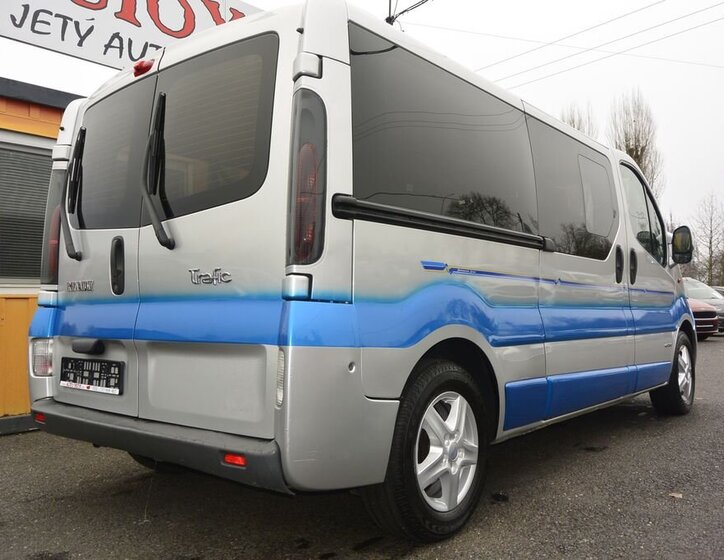 Renault Trafic 30