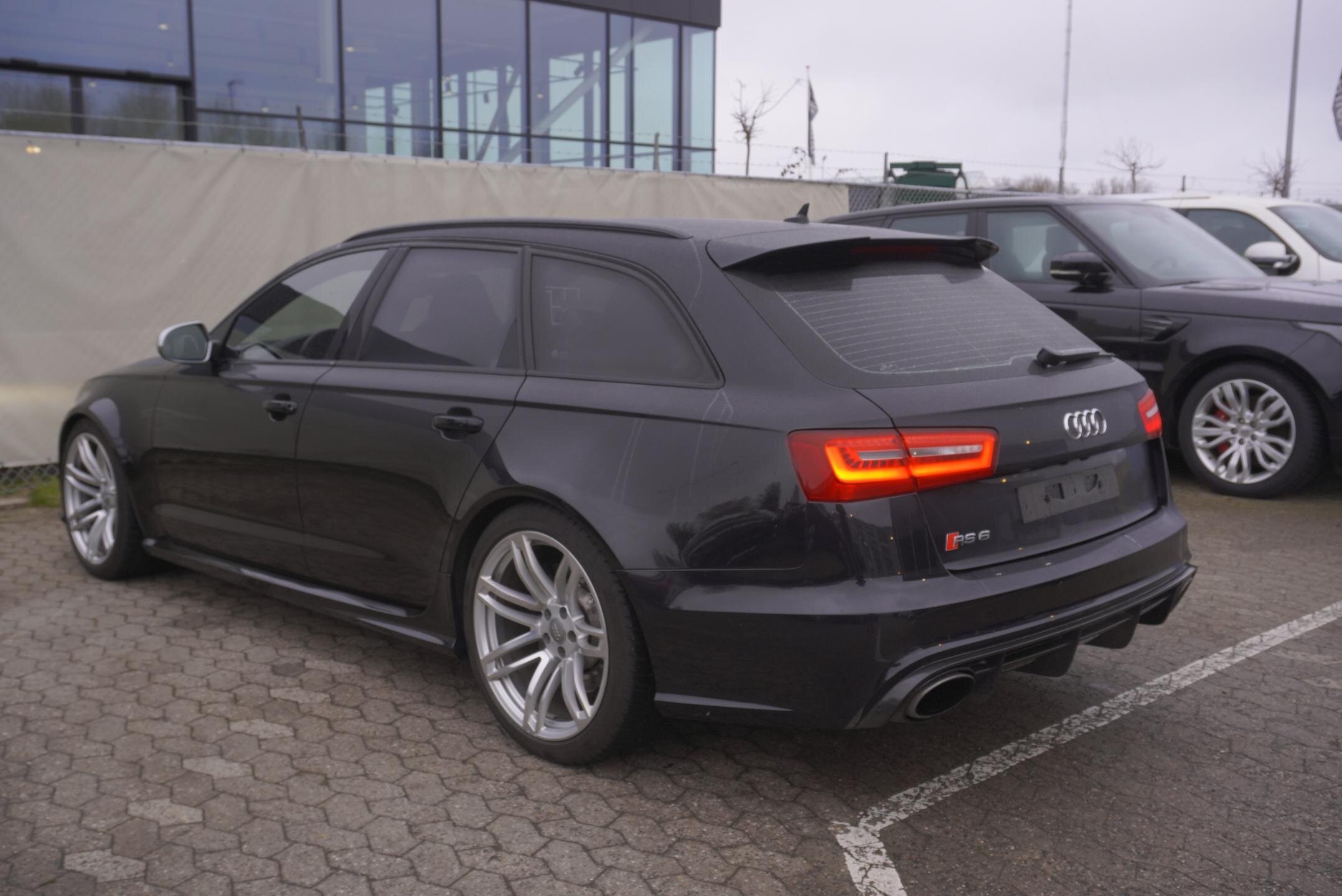 Audi RS 6 Hatchback 4,0 l 412 kw
