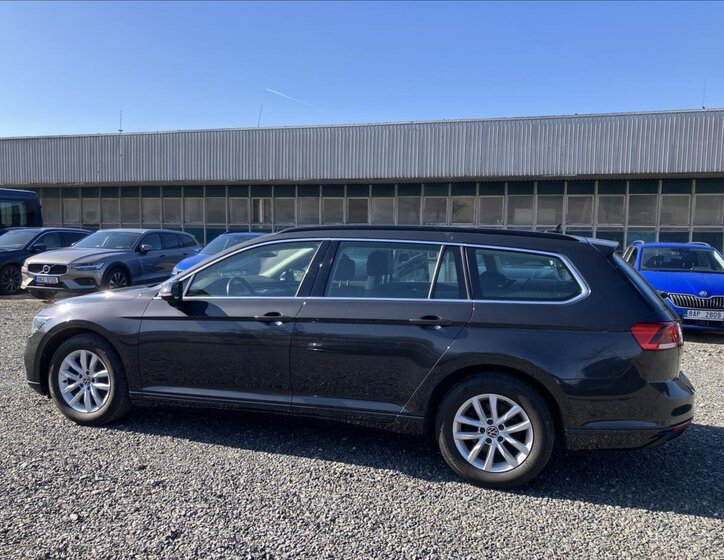 Volkswagen Passat Kombi 2,0 l 110 kw