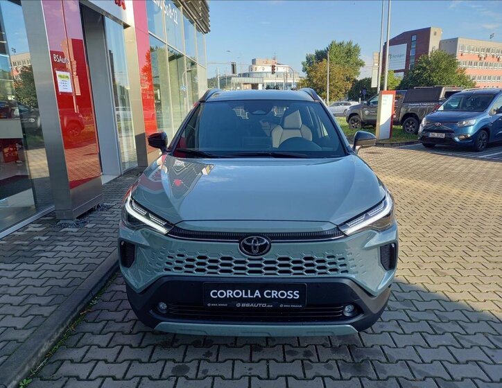 Toyota Corolla Cross SUV 1,8 l 70 kw