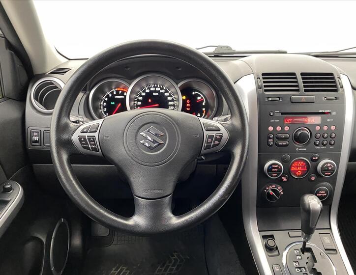 Suzuki Grand Vitara 10