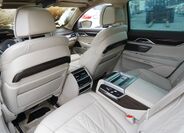 BMW Řada 7 15