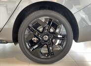 Volkswagen Passat Kombi 1,5 l 200 kw