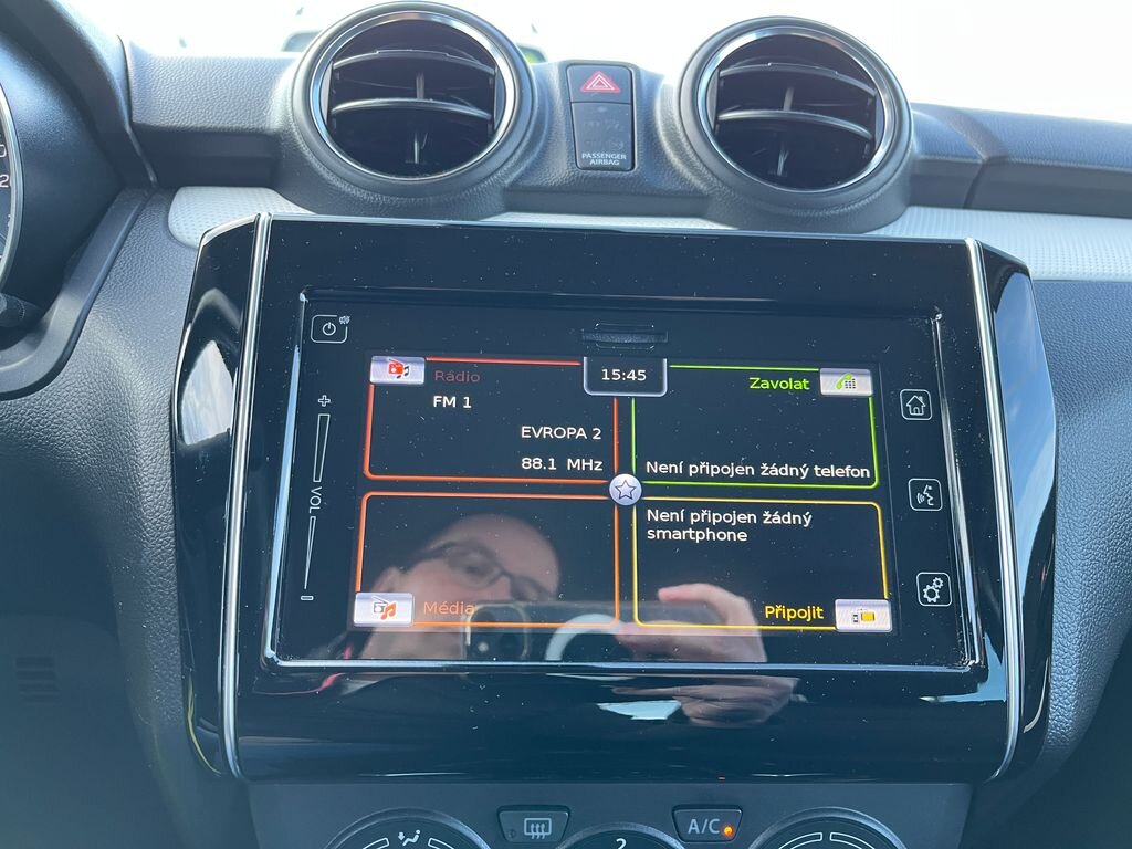 Suzuki Swift Hatchback 1,2 l 61 kw