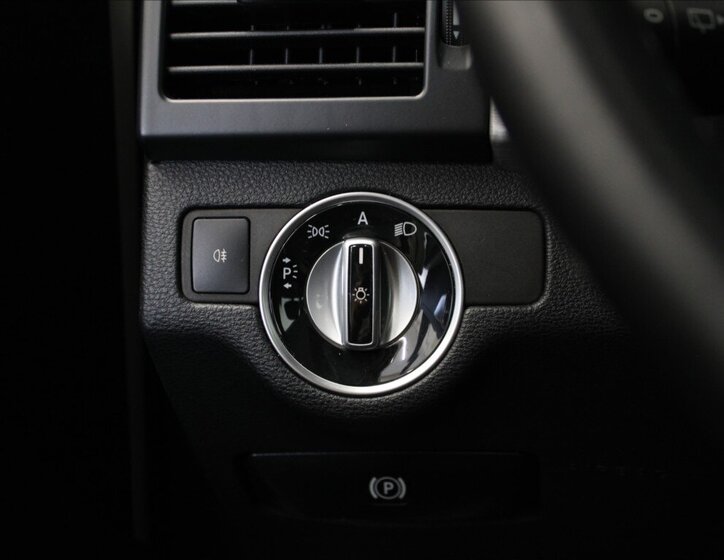 Mercedes-Benz GLK 17