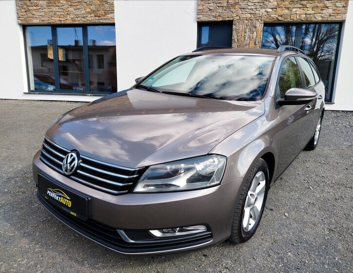 Volkswagen Passat Kombi 2,0 l 103 kw