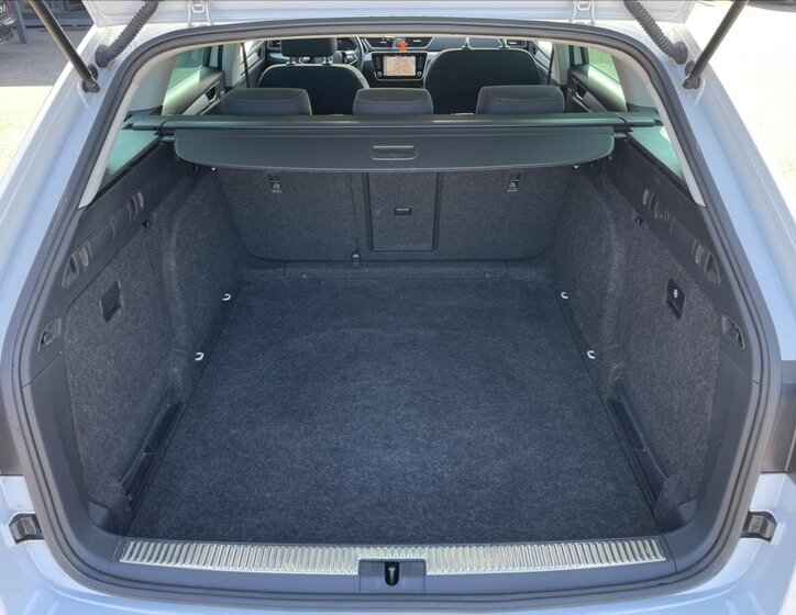 Škoda Superb Kombi 2,0 l 110 kw