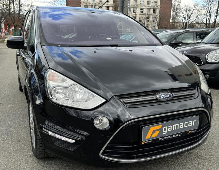 Ford S-MAX 13