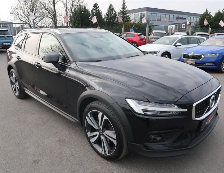 Volvo V60 Kombi 2,0 l 140 kw