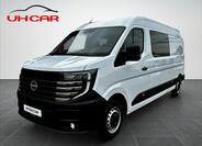 Nissan Interstar 1