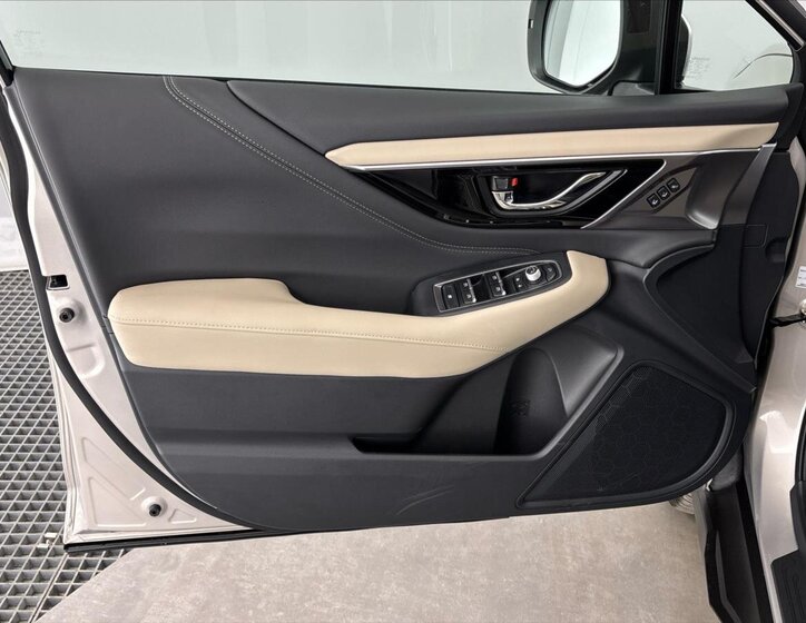 Subaru Outback Kombi 2,5 l 124 kw