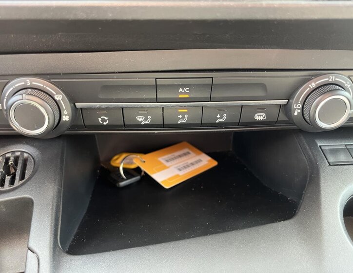 Peugeot Partner Skříň 1,5 l 75 kw