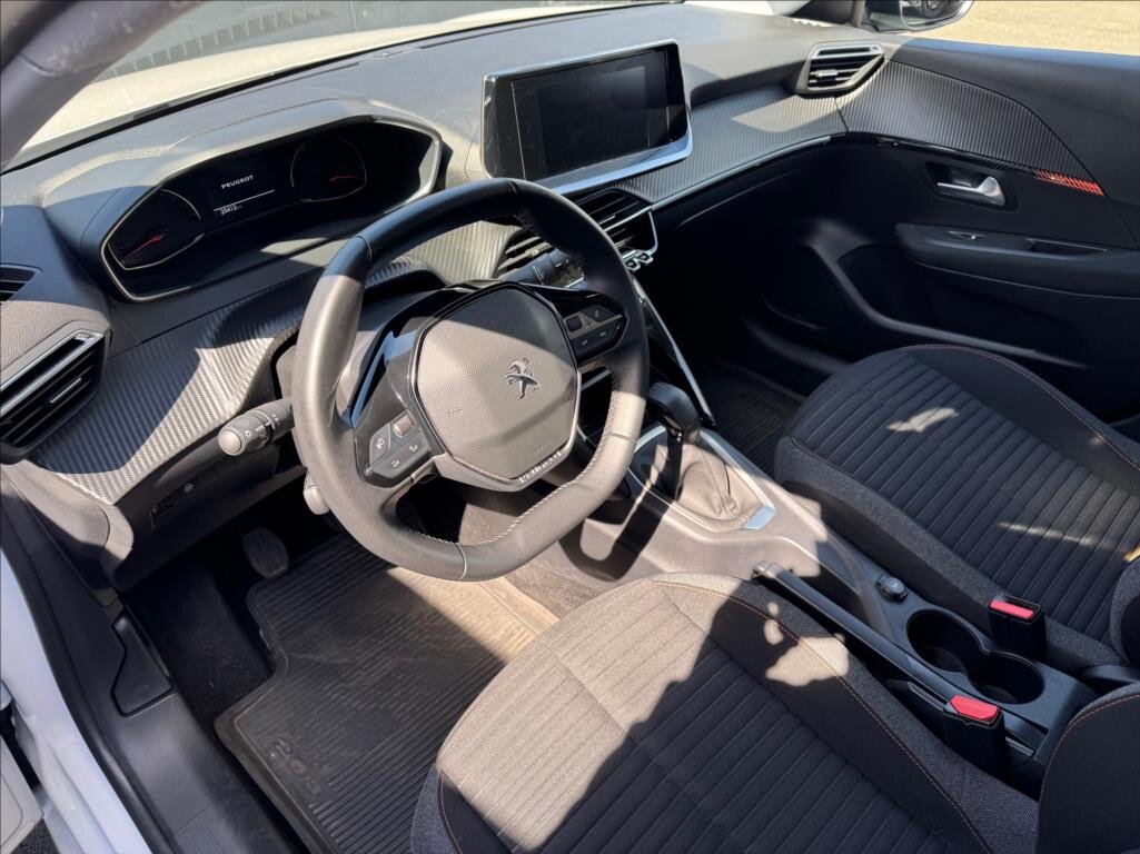 Peugeot 208 Hatchback 1,2 l 55 kw