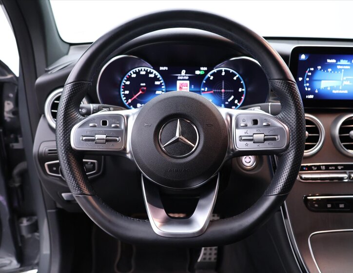 Mercedes-Benz GLC 21