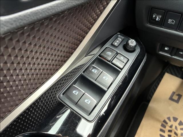 Toyota C-HR SUV 1,2 l 85 kw