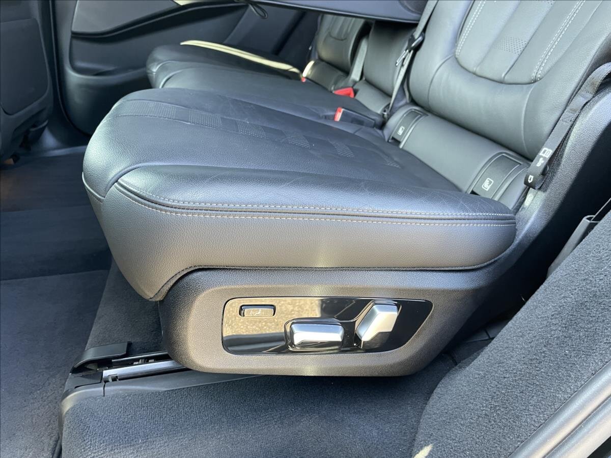 BMW X7 SUV / Terénní 3,0 l 195 kw