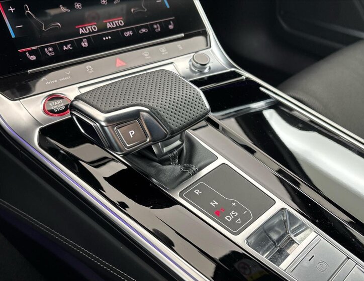 Audi S6 Kombi 3,0 l 253 kw