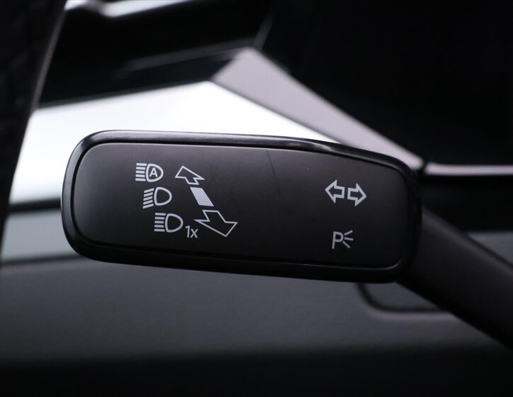 Volkswagen Arteon Kombi 2,0 l 140 kw