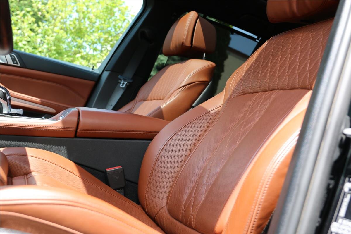 BMW X5 Kombi 3,0 l 290 kw