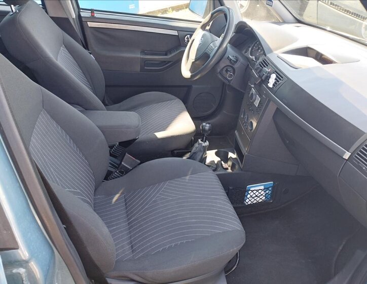 Opel Meriva MPV 1,6 l 77 kw