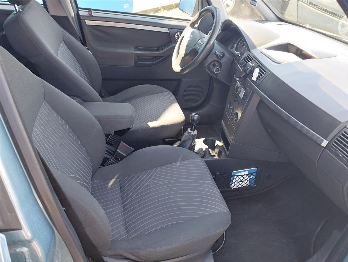 Opel Meriva MPV 1,6 l 77 kw