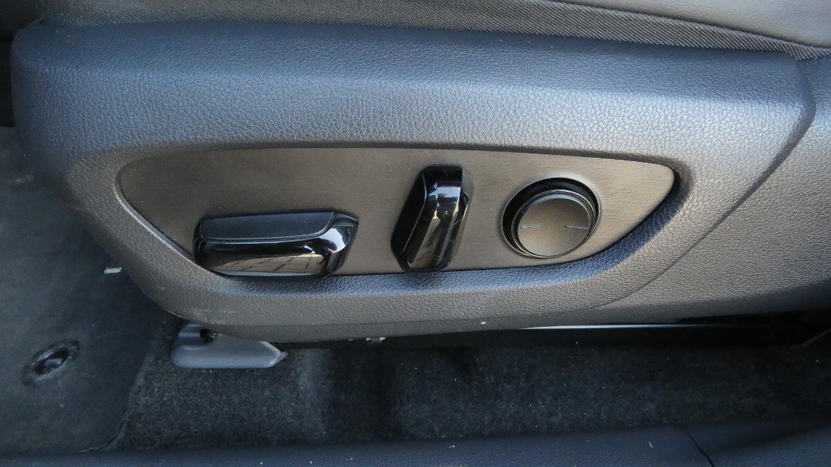 Lexus RX 350h SUV / Terénní 2,5 l 140 kw