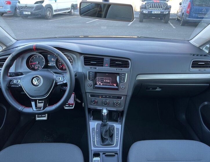 Volkswagen Golf Hatchback 1,4 l 90 kw