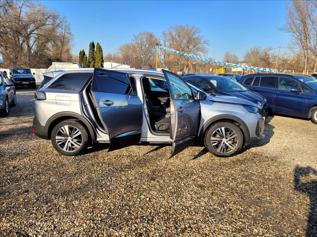 Peugeot 5008 SUV / Terénní 1,5 l 96 kw