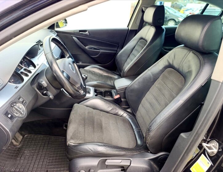 Volkswagen Passat Sedan / Limuzína 2,0 l 103 kw