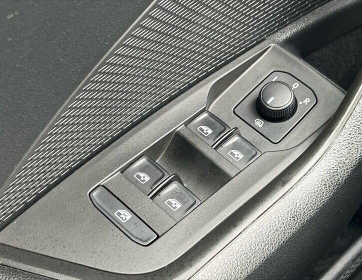 Škoda Octavia Sedan / Limuzína 2,0 l 85 kw