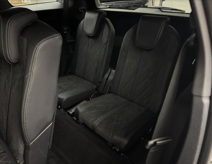 Peugeot 5008 42