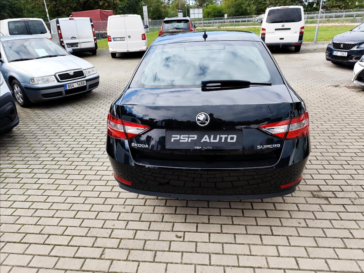 Škoda Superb Sedan 1,4 l 92 kw