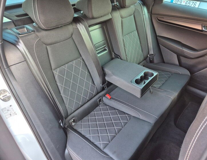 Škoda Karoq SUV / Terénní 1,5 l 110 kw