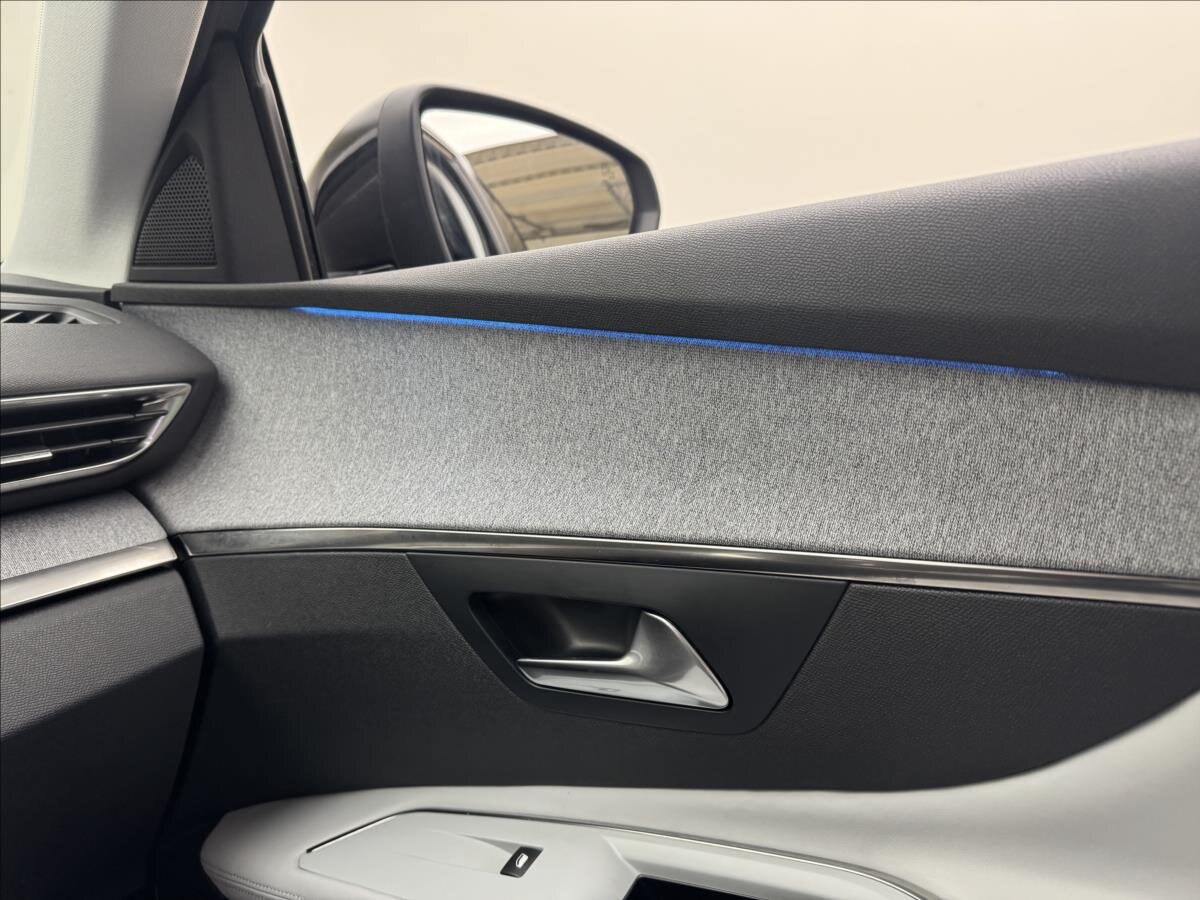 Peugeot 3008 SUV / Terénní 1,2 l 96 kw