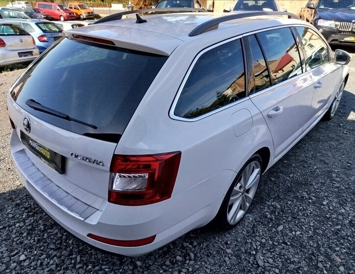 Škoda Octavia Kombi 2,0 l 110 kw