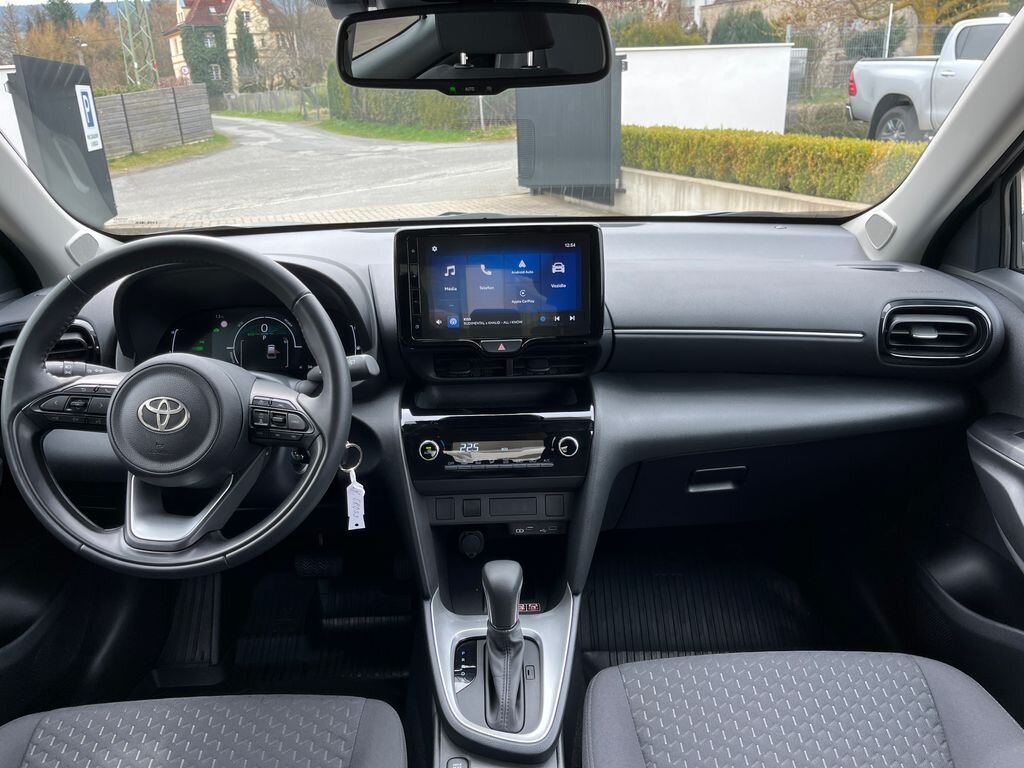 Toyota Yaris Cross SUV / Terénní 1,5 l 68 kw