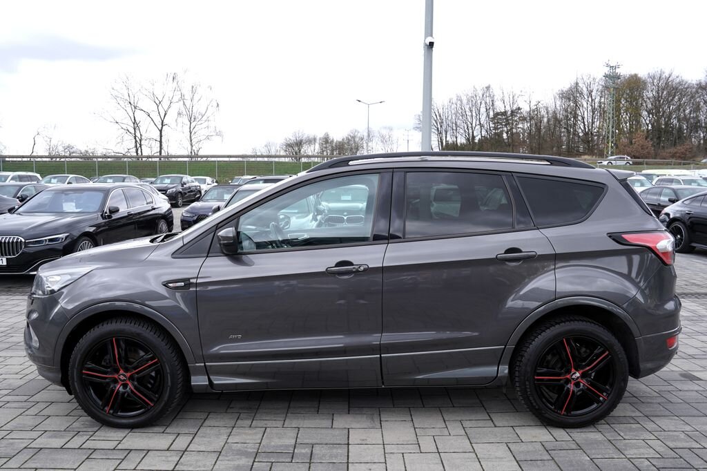 Ford Kuga SUV / Terénní 2,0 l 132 kw