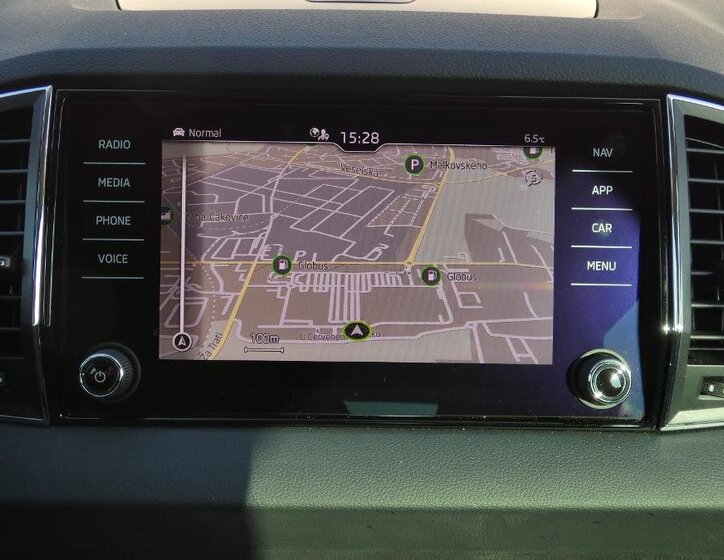 Škoda Karoq SUV / Terénní 1,5 l 110 kw