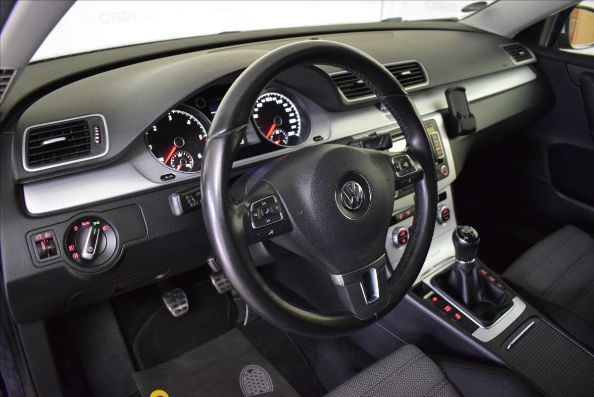 Volkswagen Passat Kombi 2,0 l 103 kw