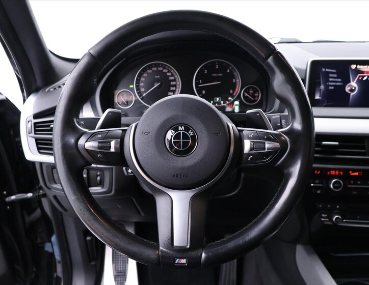 BMW X5 SUV / Terénní 3,0 l 230 kw