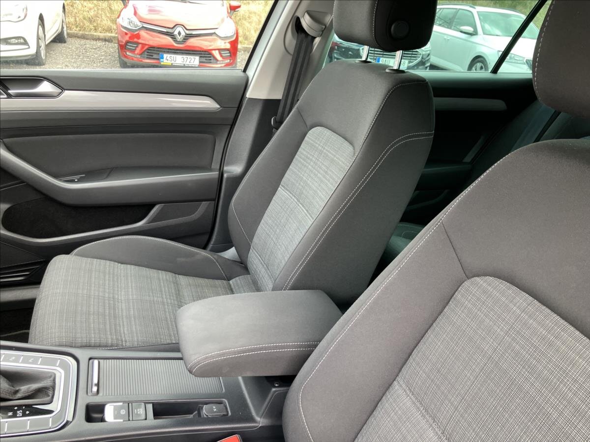 Volkswagen Passat Kombi 2,0 l 90 kw