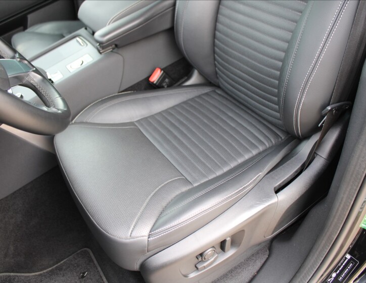 Land Rover Discovery 35