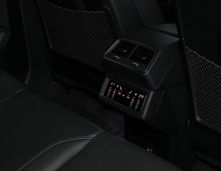 Audi e-tron SUV / Terénní 0,0 300 kw