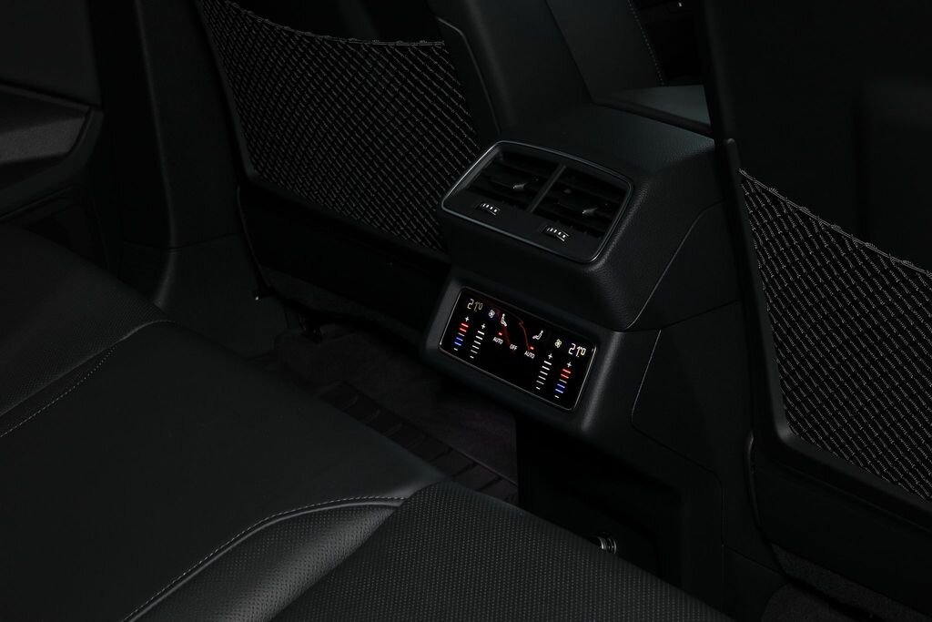 Audi e-tron SUV / Terénní 0,0 300 kw